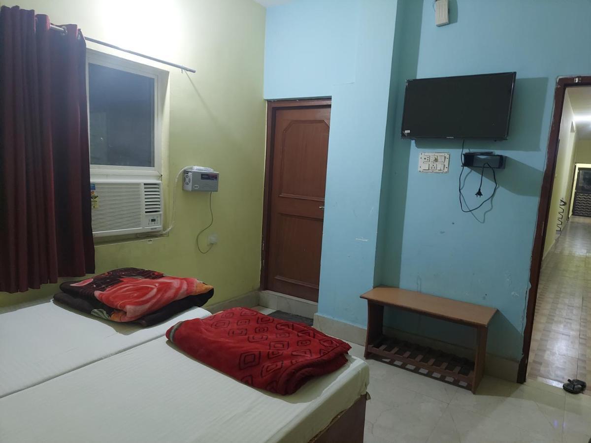Rama Guest House Bodh Gaya Exteriör bild
