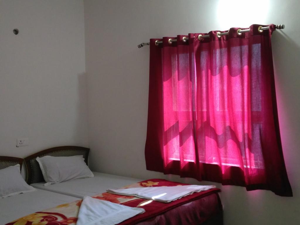 Rama Guest House Bodh Gaya Exteriör bild