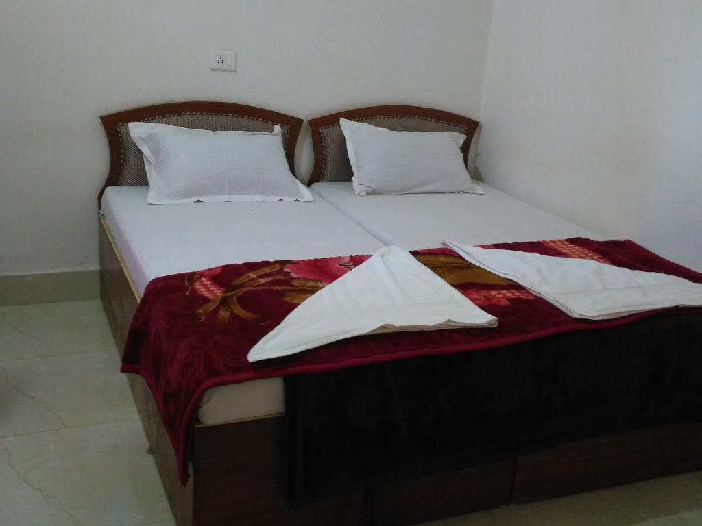 Rama Guest House Bodh Gaya Exteriör bild